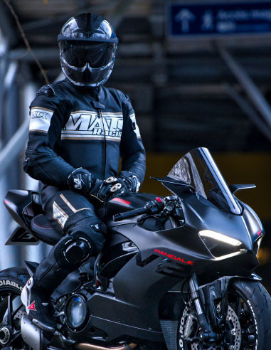 100% customizable "GP" motorcycle leather suit