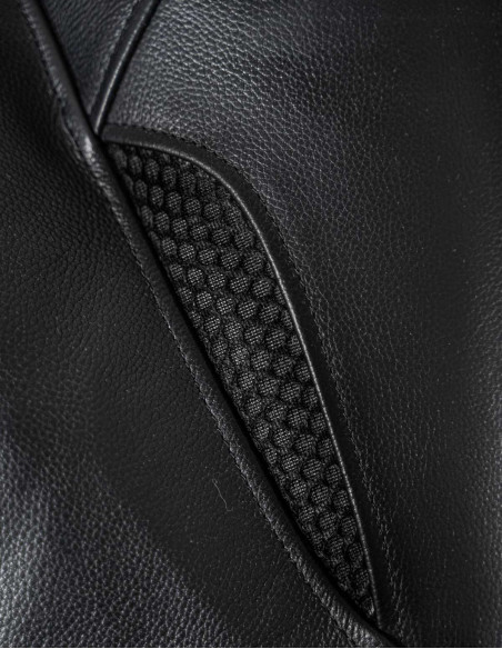 Combinaison moto cuir noir pour route et piste, normé CE AAA, compatible airbags in&motion, Alpinestars TechAir, Helite